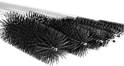 Comb brush for gentle and effective hair cleaning