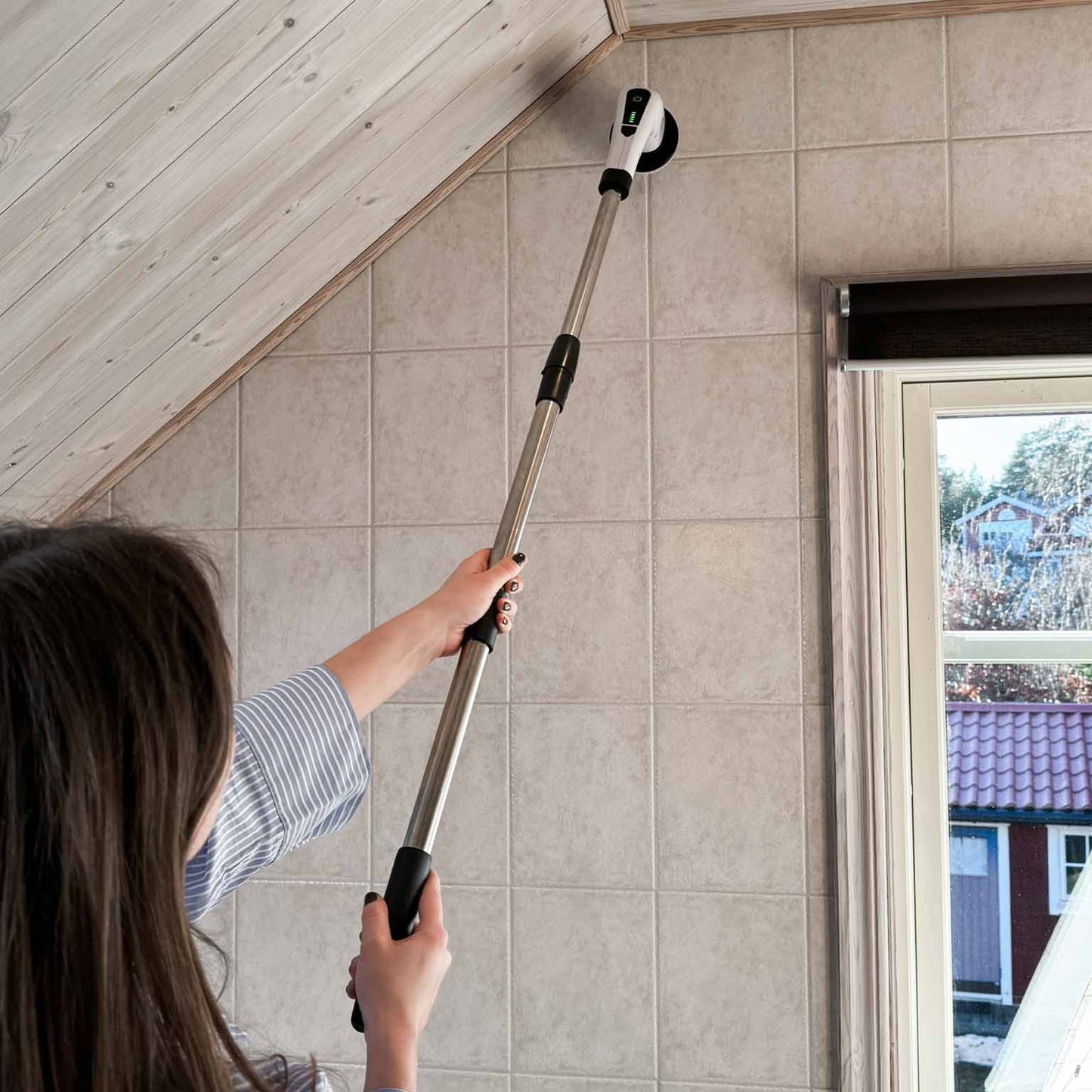 Adjustable origin class machine brush for perfect cleaning